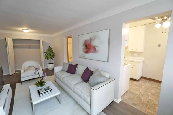 English Conway Place property
